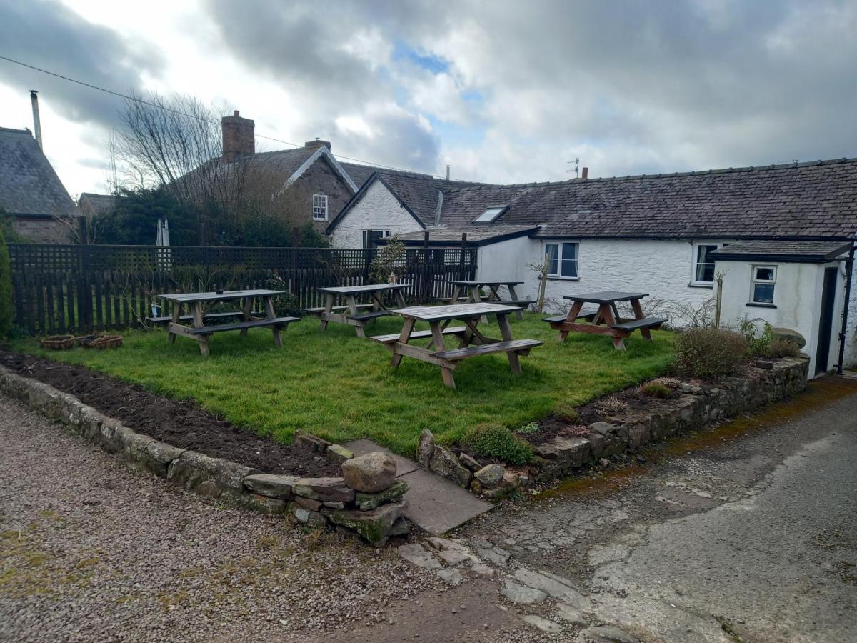 The Crown Inn Wentnor Extérieur photo