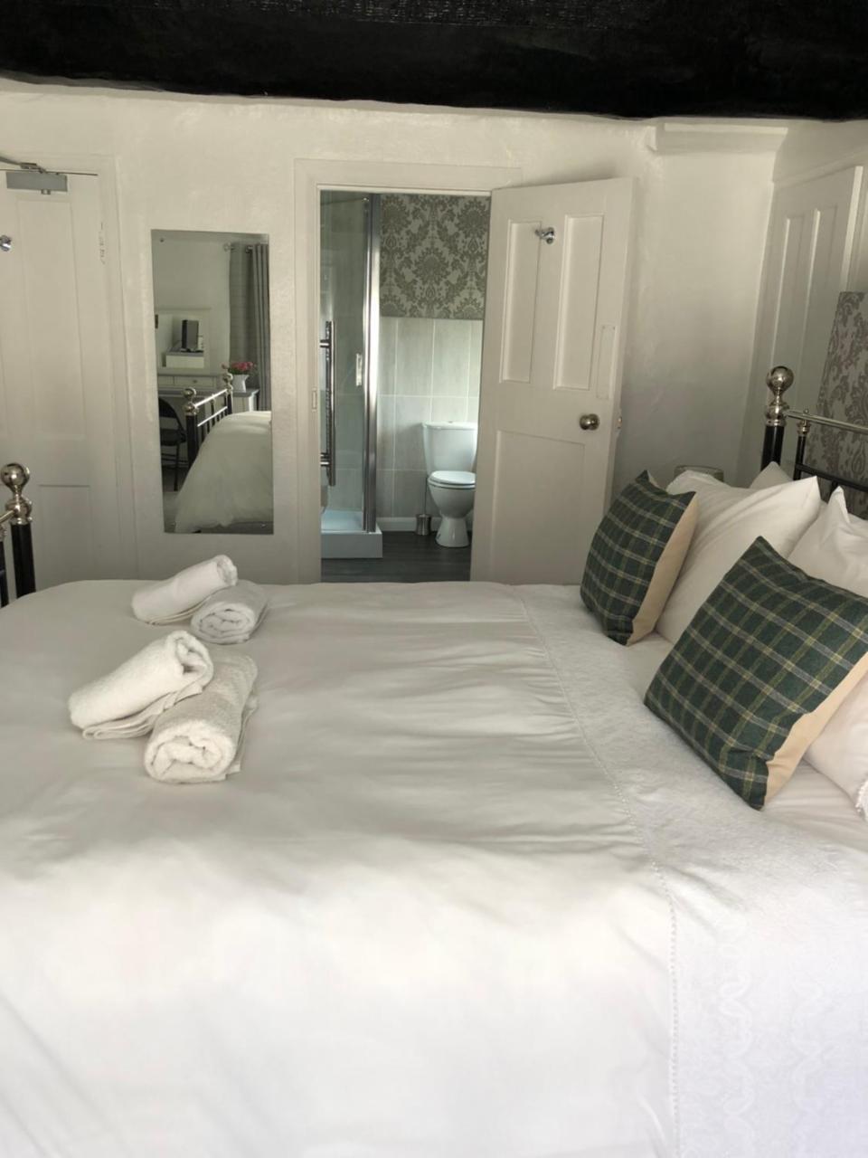 The Crown Inn Wentnor Extérieur photo